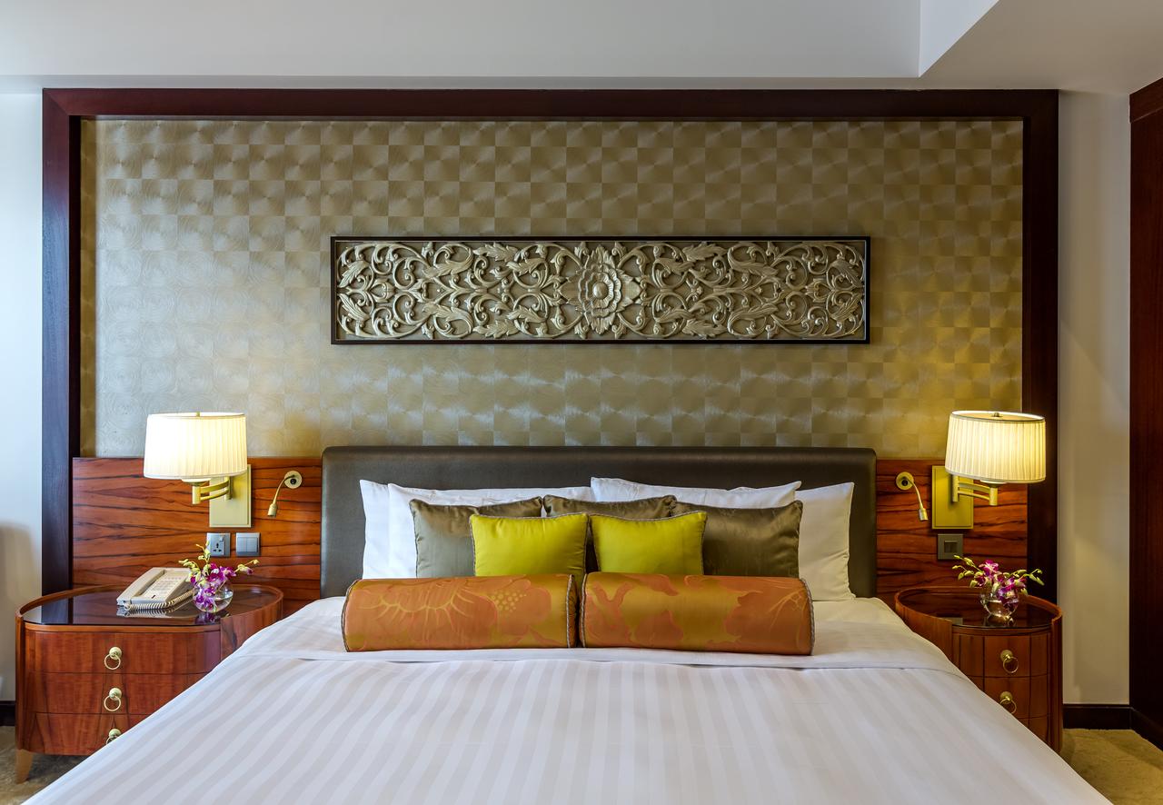 Dusit Thani Hotel