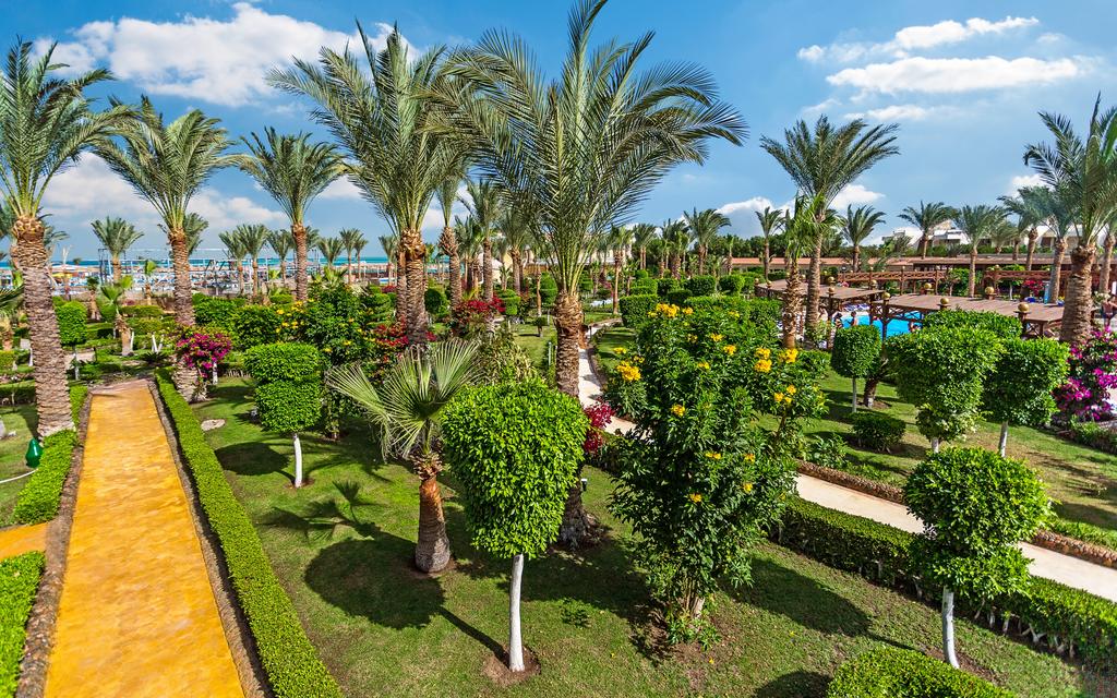 Hawaii Le Jardin Aqua Resort - Families and Couples Only