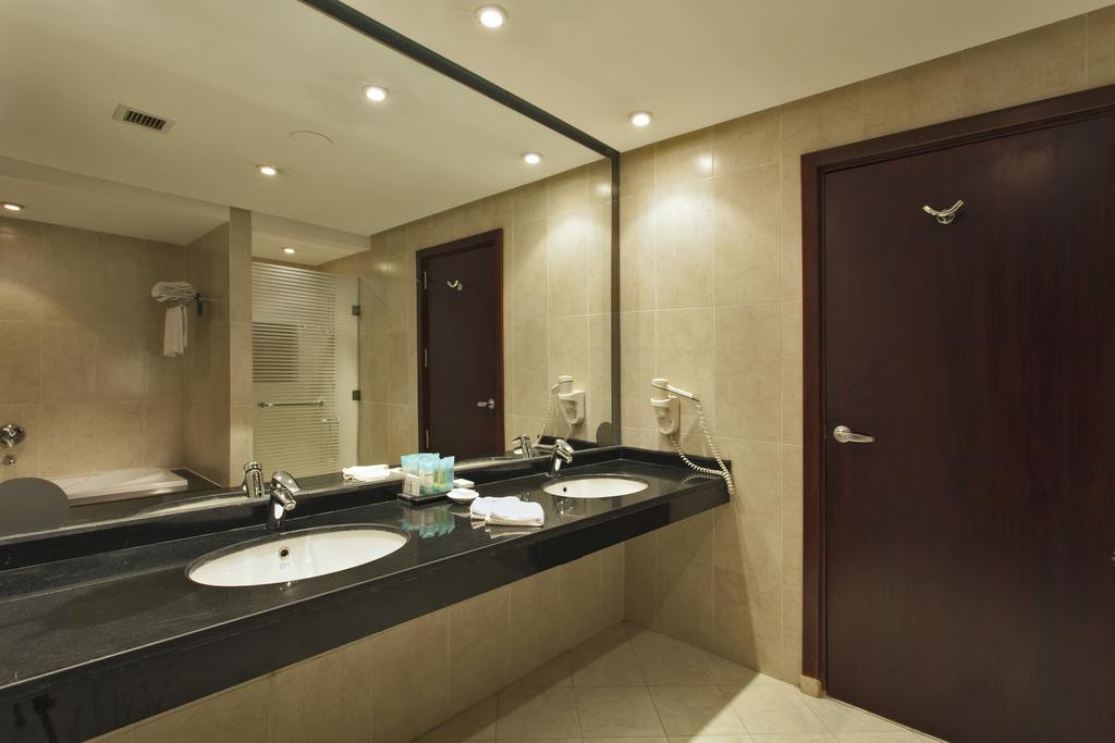 Radisson Blu Hotel , Alexandria