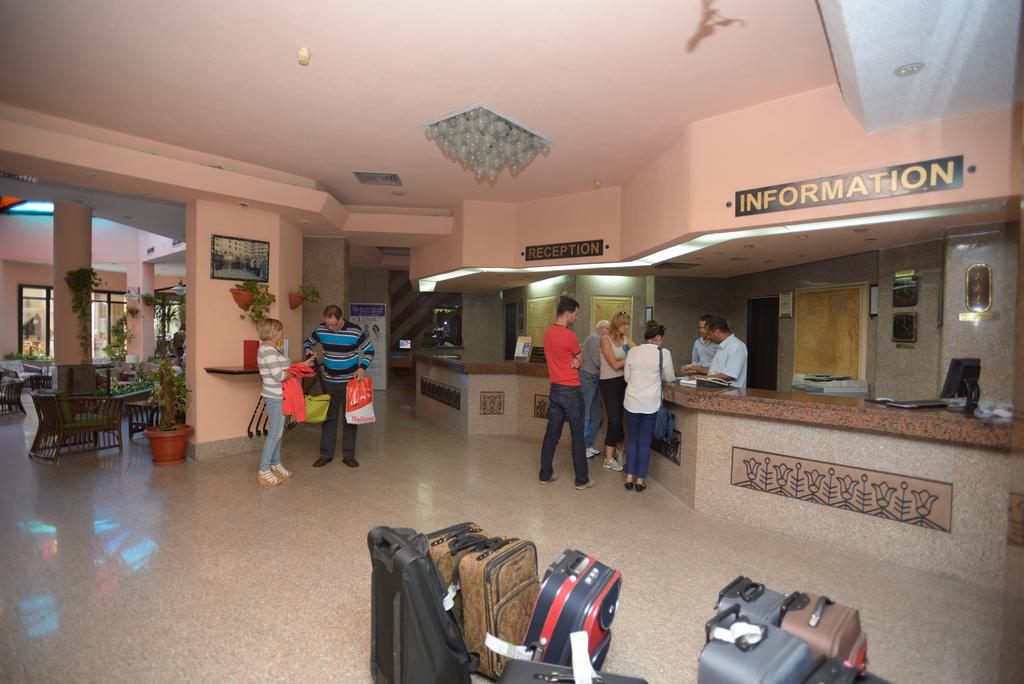 Empire Hotel