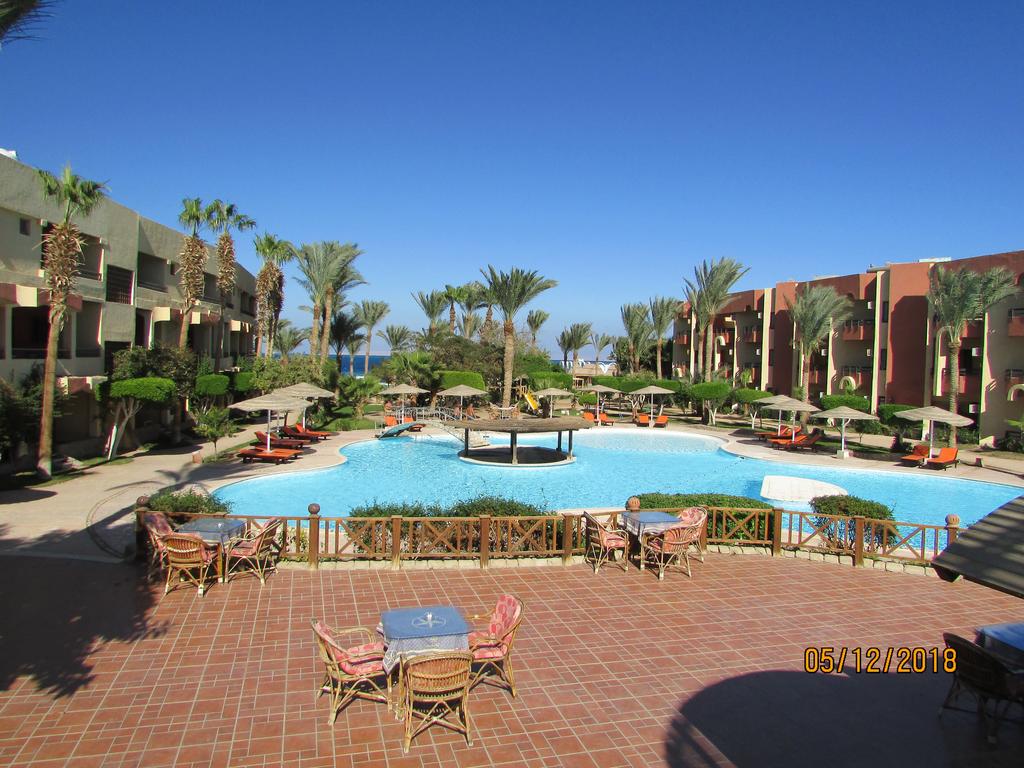 El Geisum Village