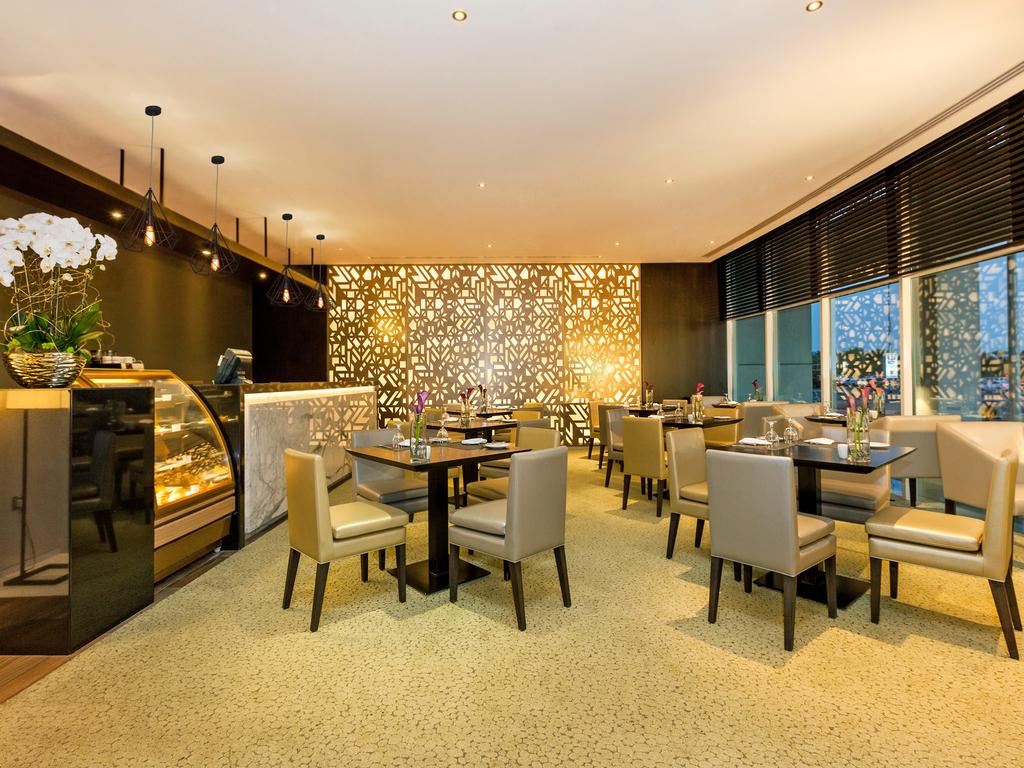 Flora Creek Deluxe Hotel Apartments