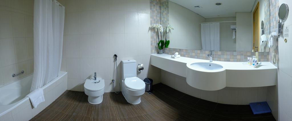 Nojoum Hotel Apartments LLC