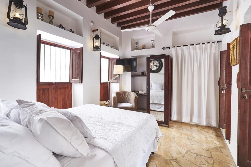XVA Art Hotel