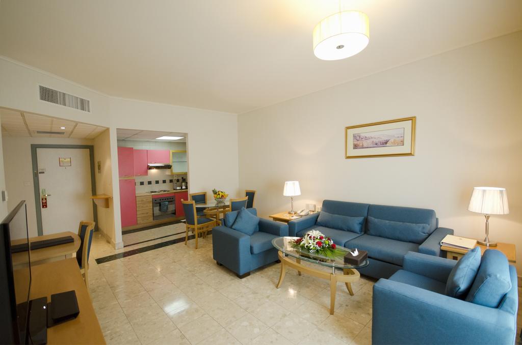Al Bustan Centre & Residence