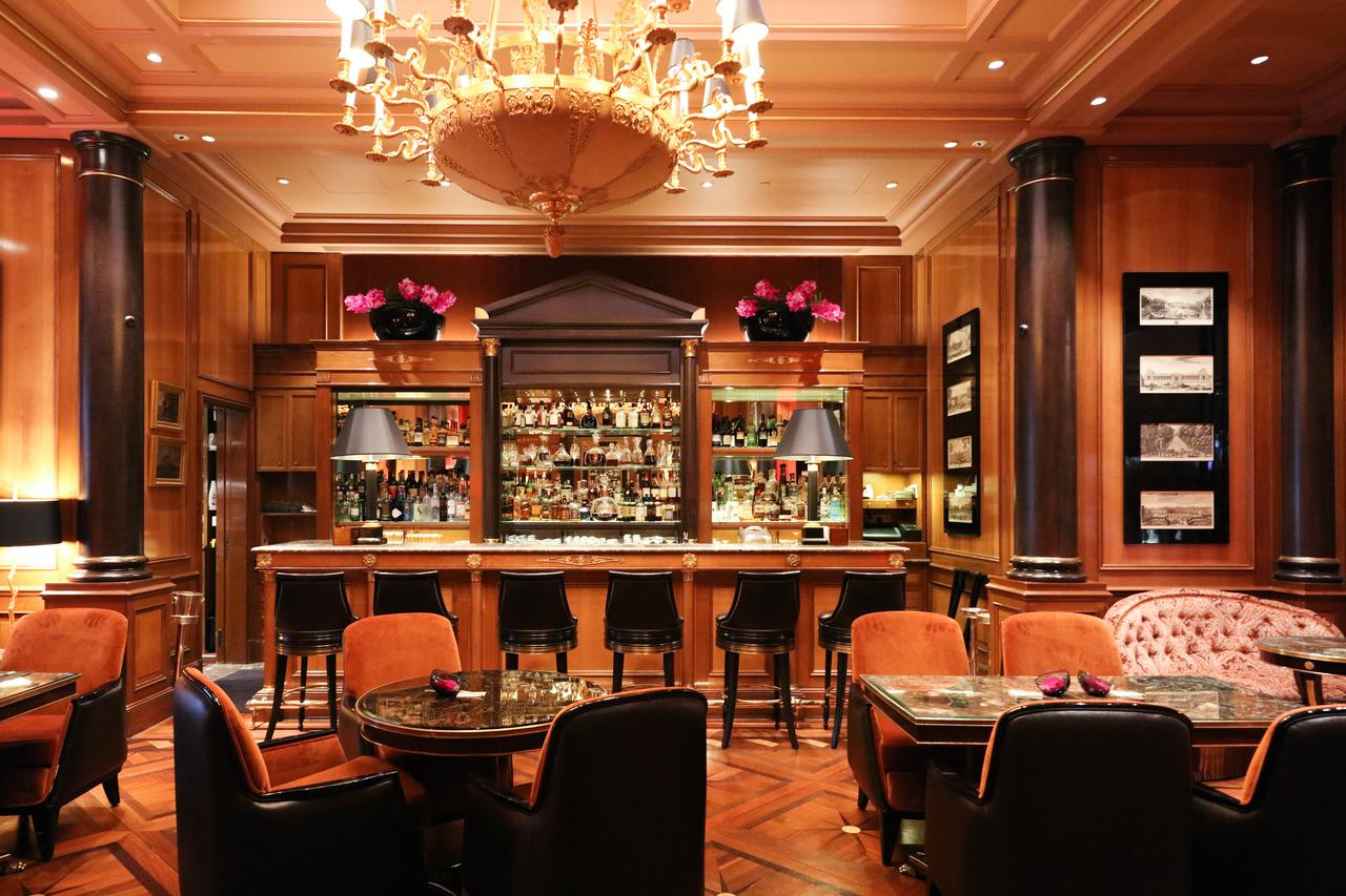 Four Seasons Hotel George V, Paris