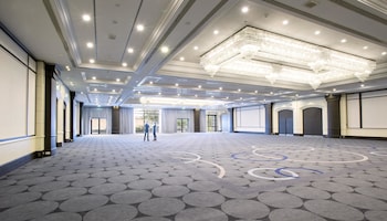 Hilton Paris Charles de Gaulle Airport