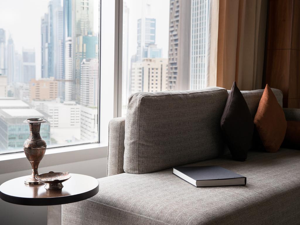 Jumeirah Emirates Towers Hotel