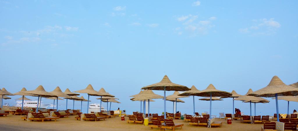 Royal Lagoons Aqua Park Resort - Families and Couples Only