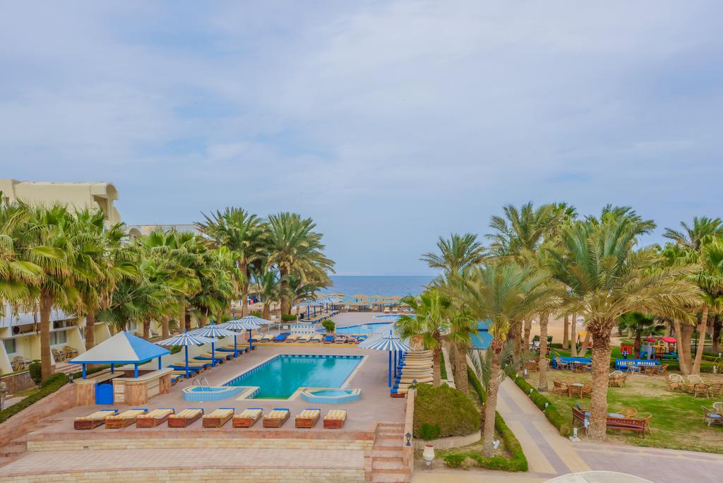 Empire Beach Resort