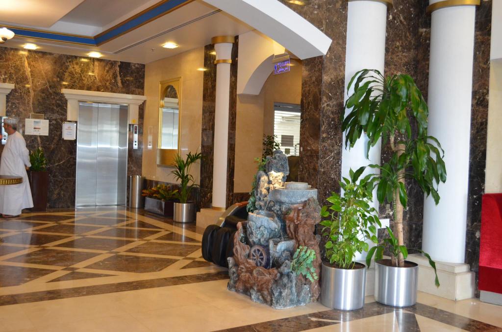 West Zone Plaza Hotel Apartments (formerly Winchester Hotel Apartments)