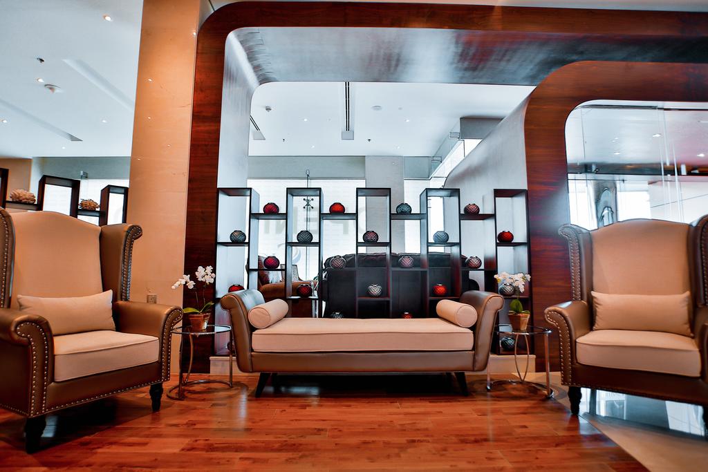 Signature Hotel