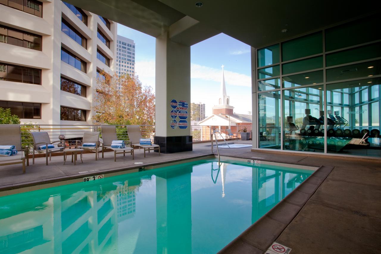 Embassy Suites by Hilton Los Angeles Glendale