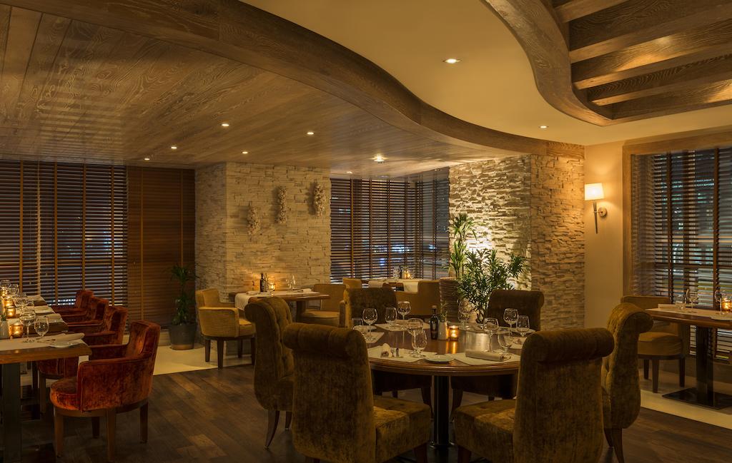 Four Points by Sheraton Sheikh Zayed Road, Dubai