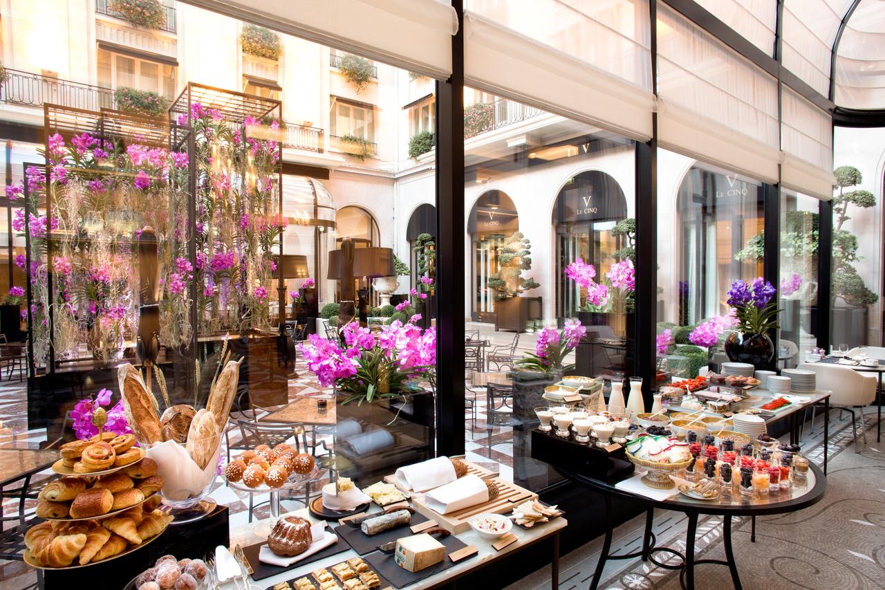 Four Seasons Hotel George V, Paris