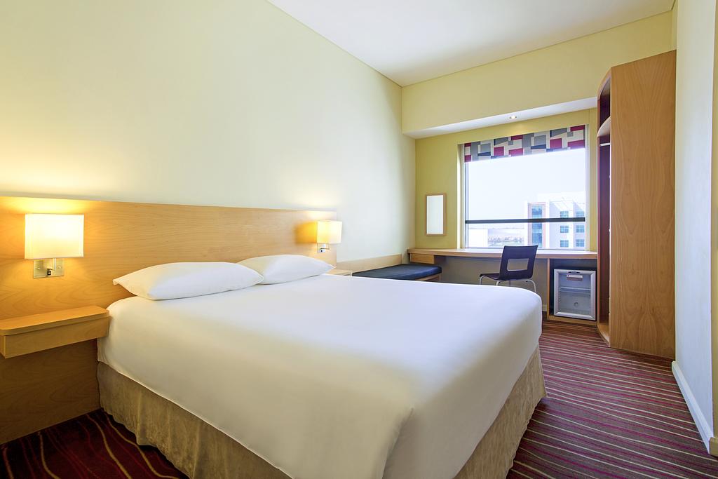 Hotel ibis Dubai Mall of the Emirates