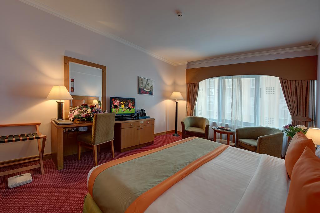 Metropolitan Deira Hotel