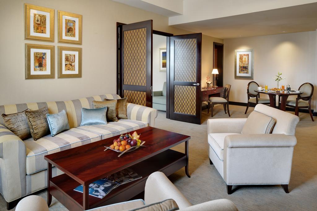 Ramada Jumeirah Hotel