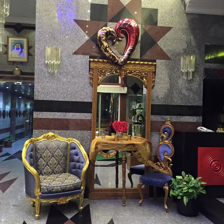 Royal Crown Suites