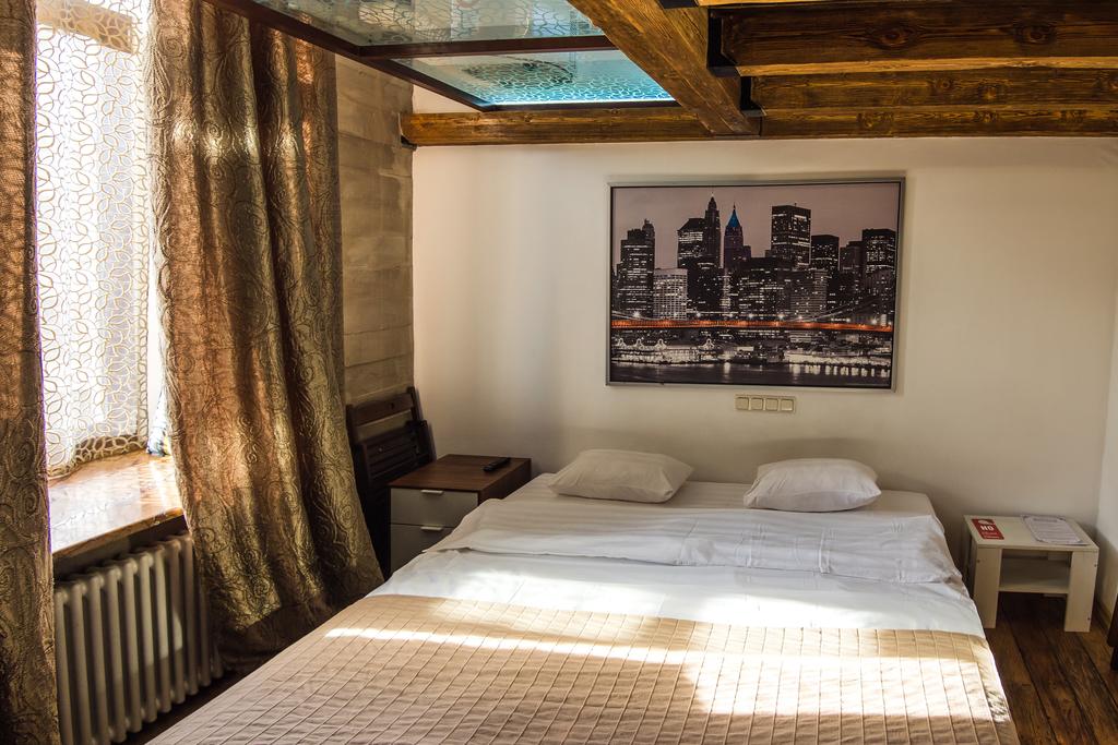 ARTWAY HOTEL