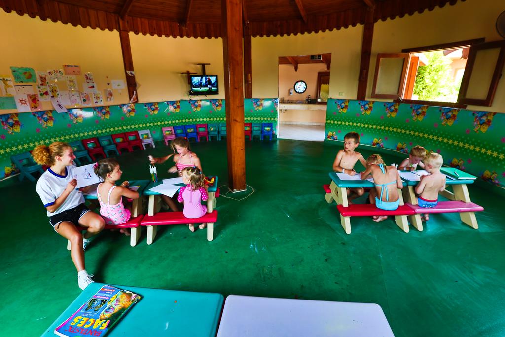 Charmillion Gardens Aquapark