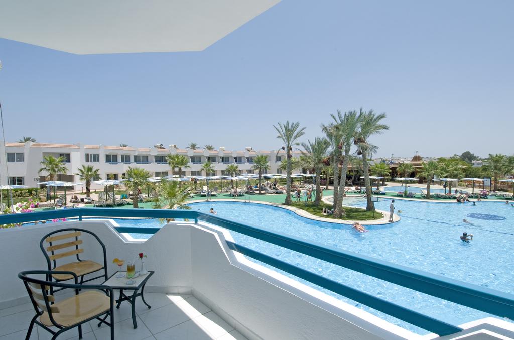 Dreams Vacation Resort