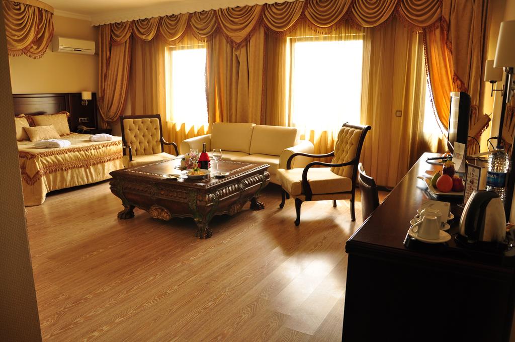 Eser Diamond Hotel & Convention Center