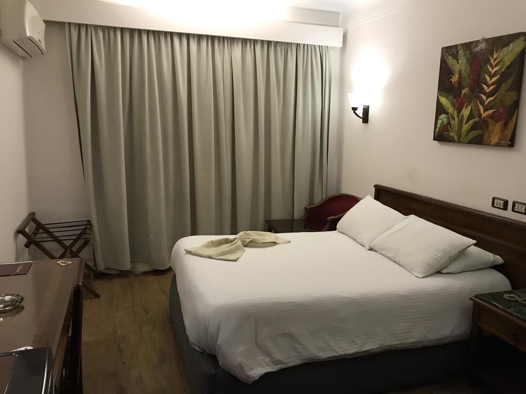 Royal Marshal Hotel