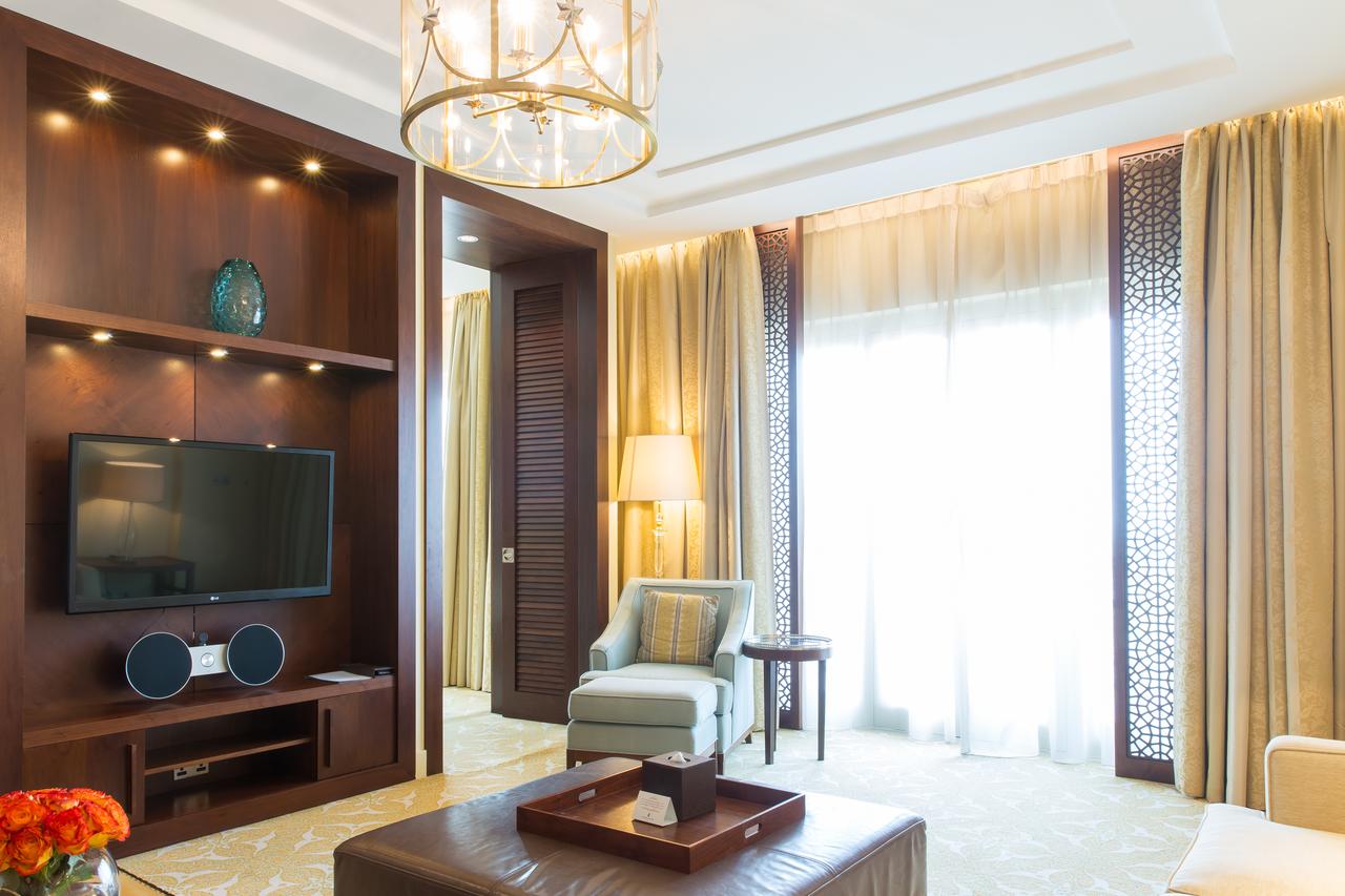 The Ritz-Carlton