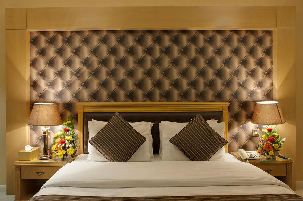 Deira Suites