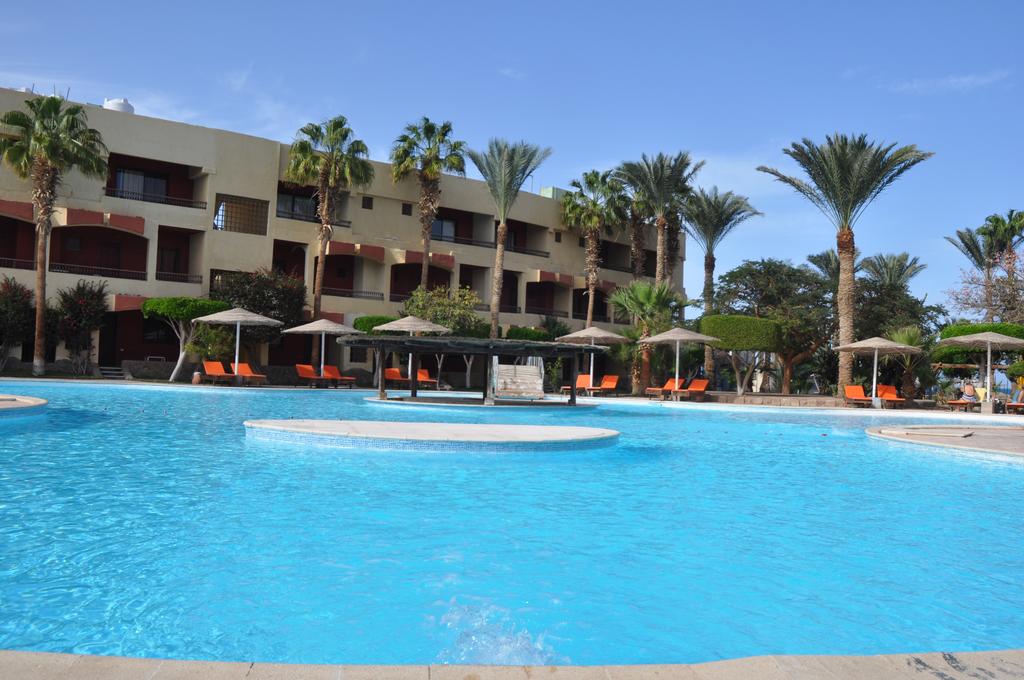 El Geisum Village