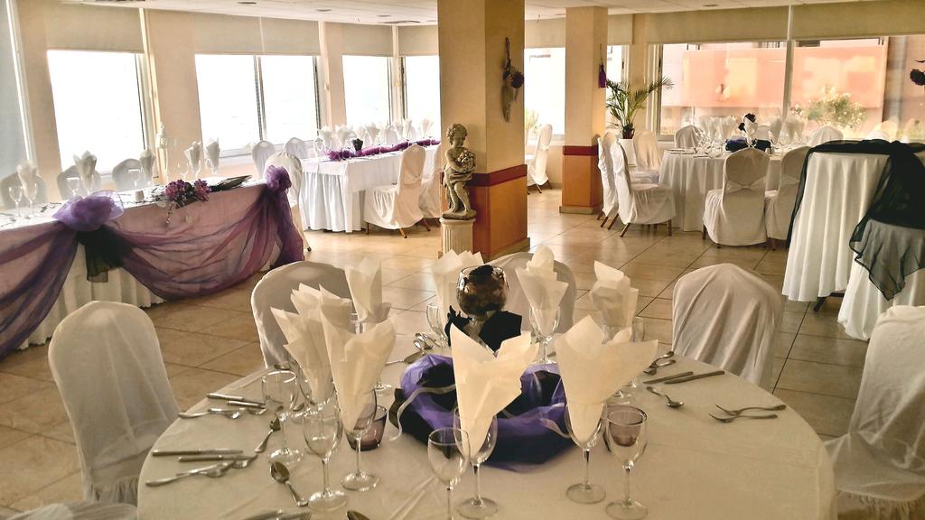 Flamingo Beach Hotel