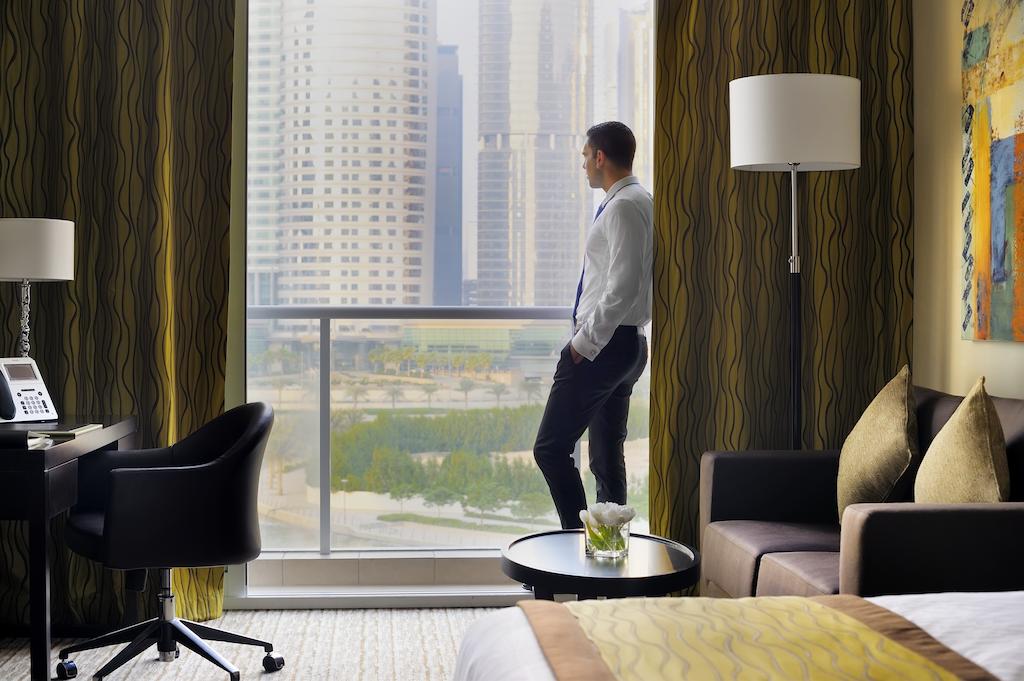 Mövenpick Hotel Jumeirah Lakes Towers