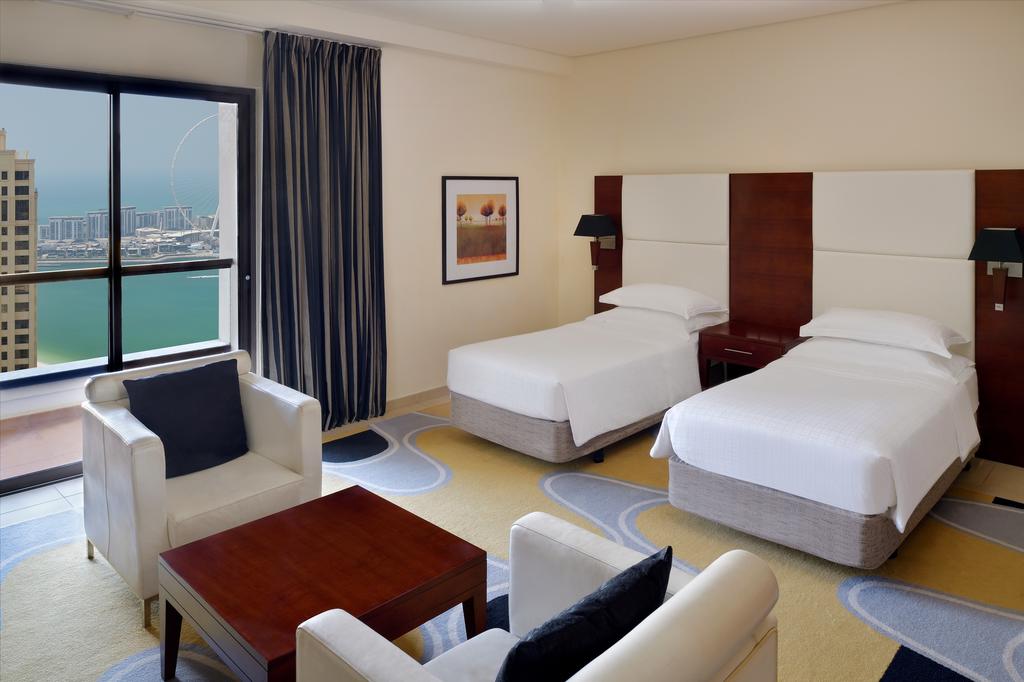 Ramada Plaza Jumeirah Beach