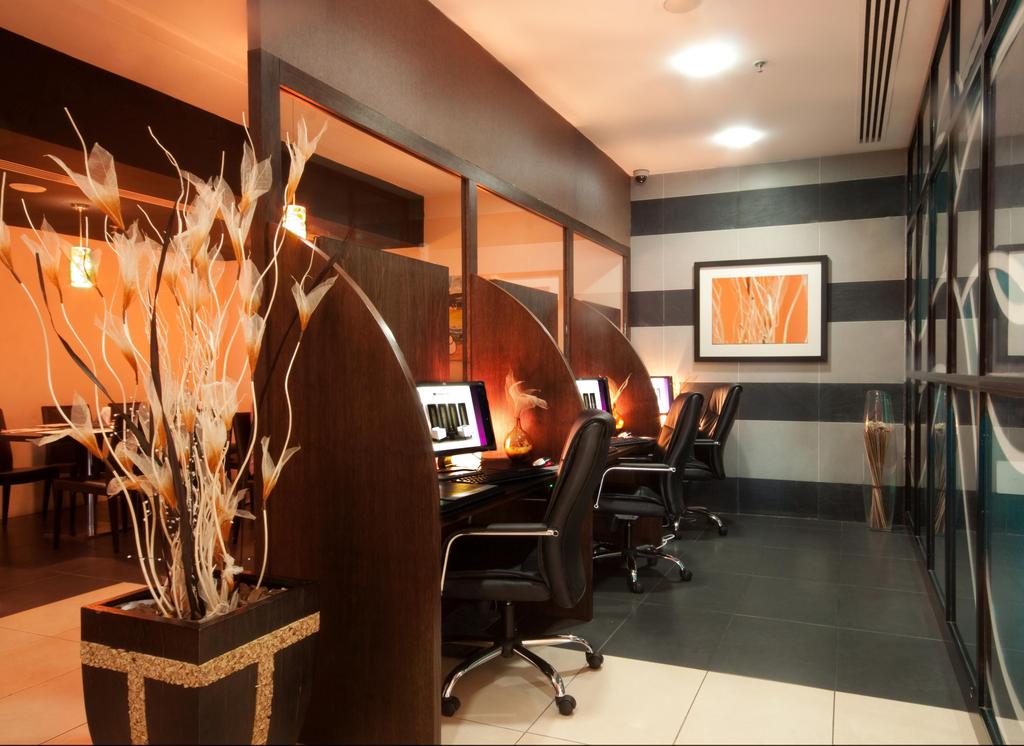 Al Waleed Palace Hotel Apartments