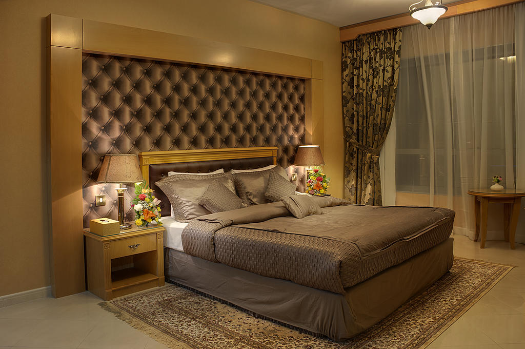 Deira Suites