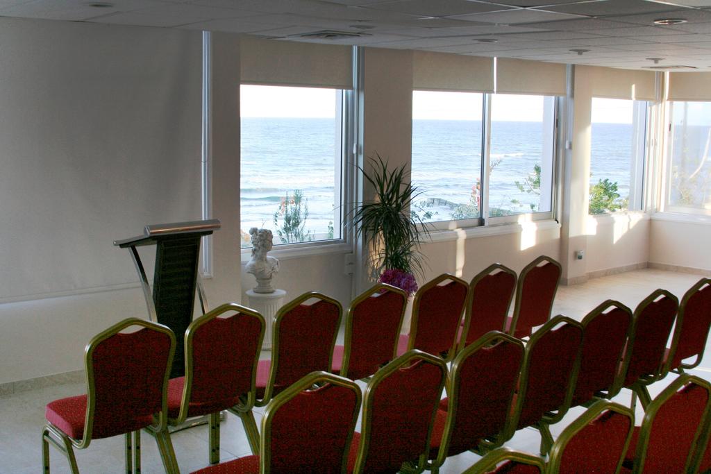 Flamingo Beach Hotel