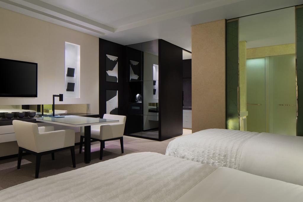 Le Méridien Dubai Hotel & Conference Centre