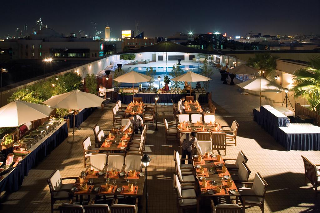 Mövenpick Hotel & Apartments Bur Dubai