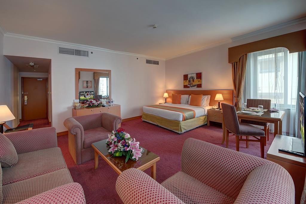 Metropolitan Deira Hotel