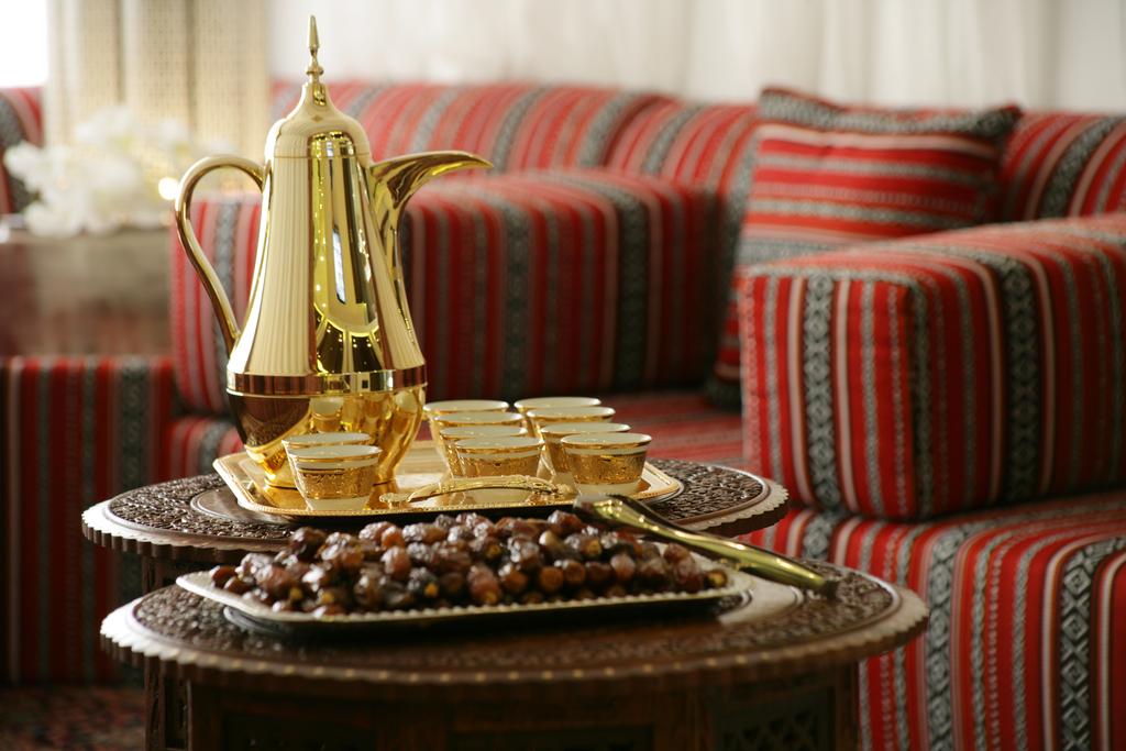 Auris Plaza Hotel