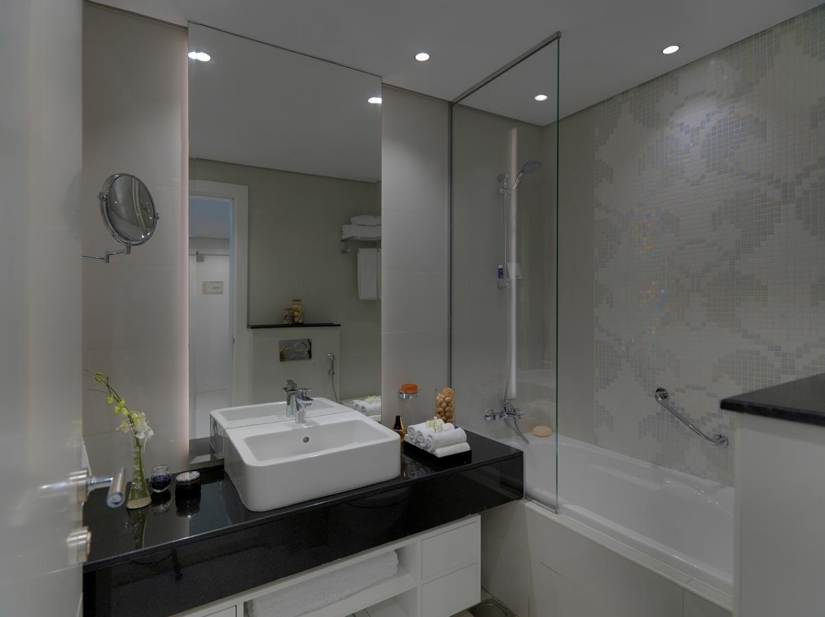 DAMAC Maison Canal Views