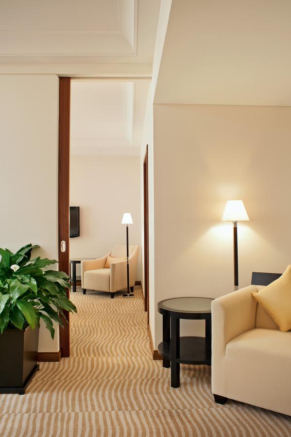 Grosvenor House Hotel and Apartments