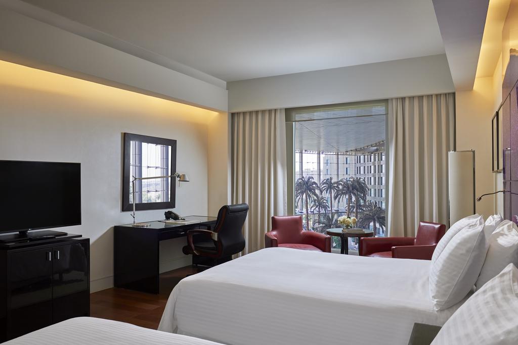 Hilton Towers