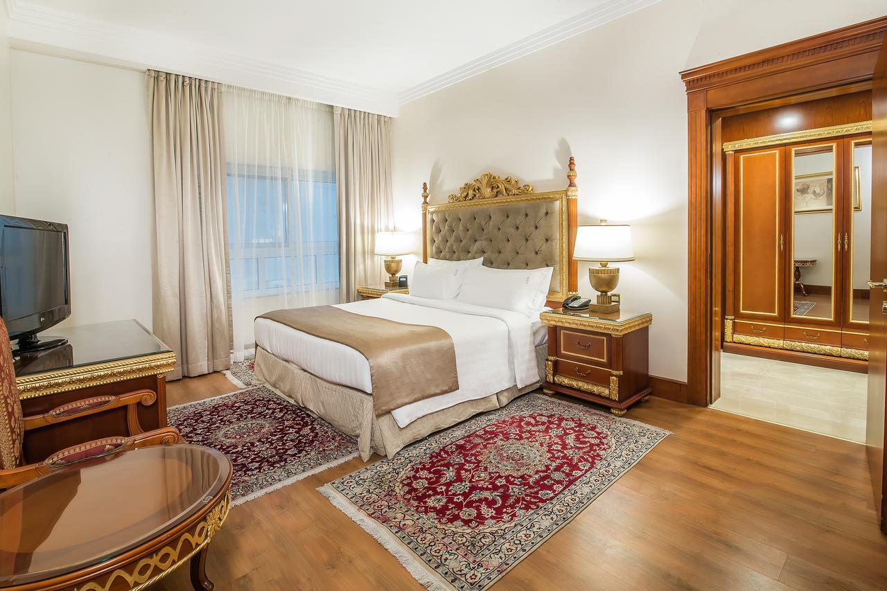 Holiday Inn Bur Dubai - Embassy District