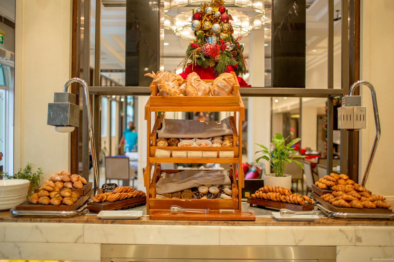 The Ritz-Carlton