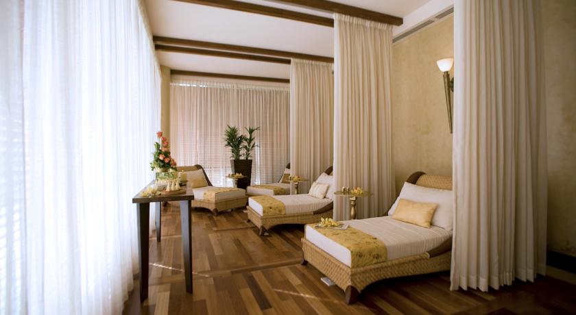 Raffles Dubai
