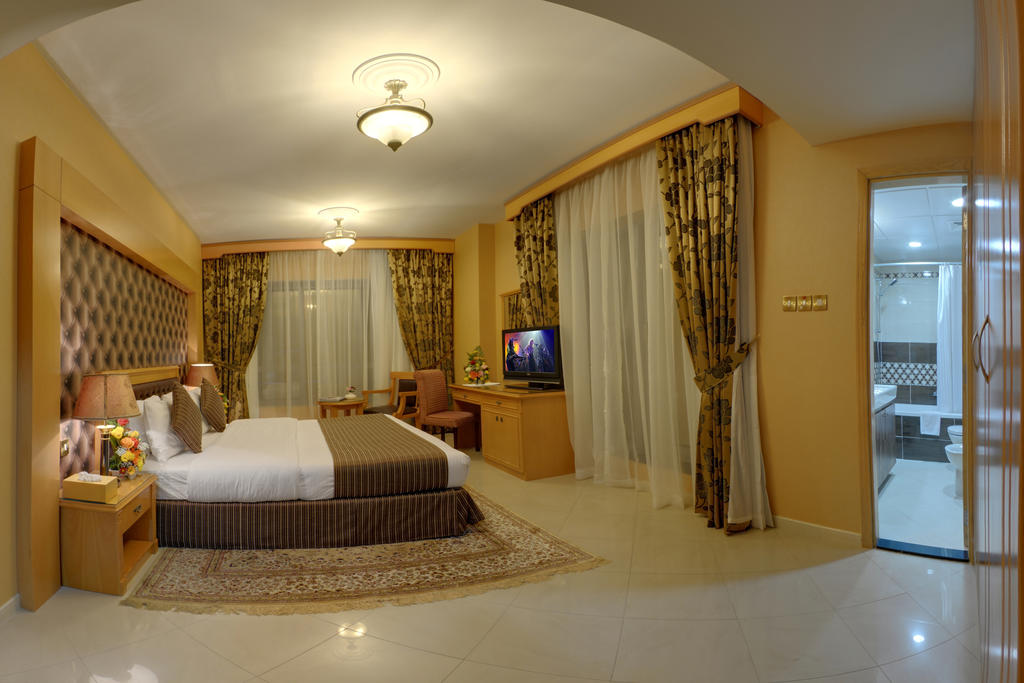 Deira Suites