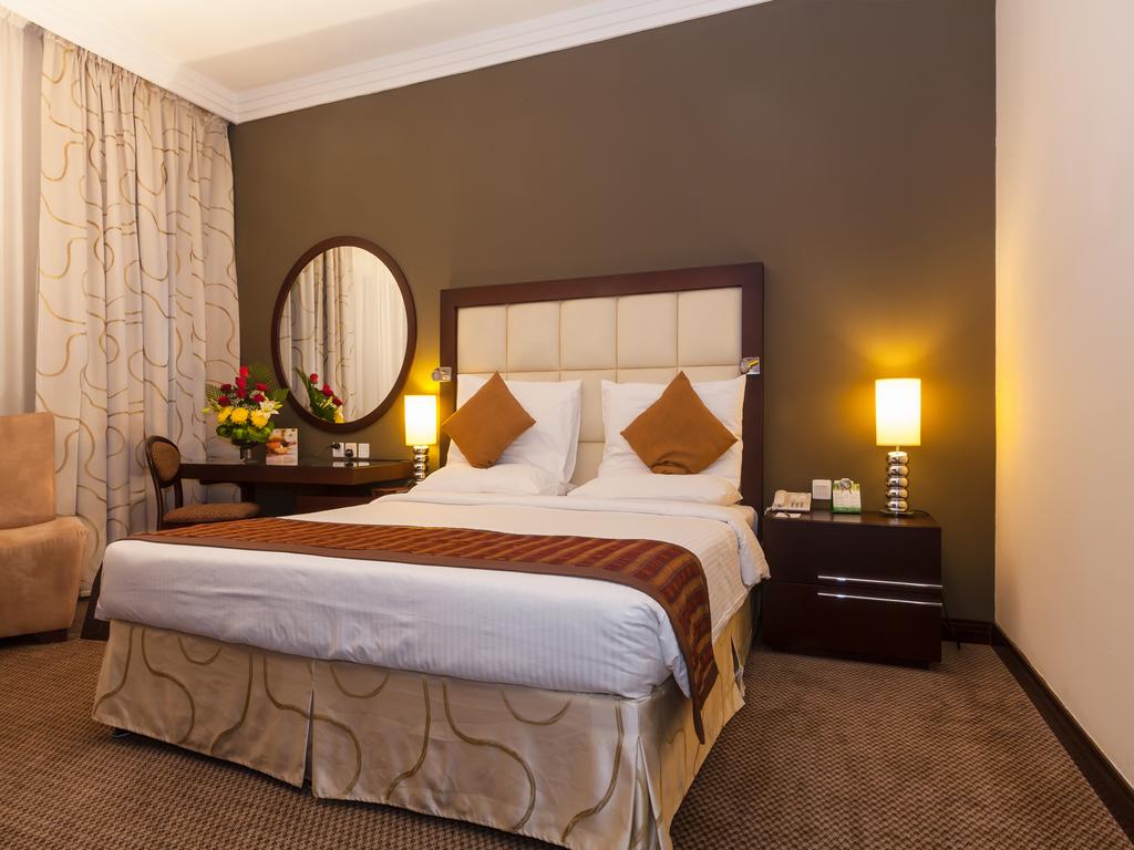 Flora Park Deluxe Hotel Apartments