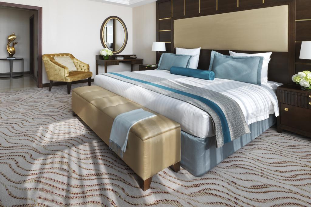 Park Regis Kris Kin Hotel